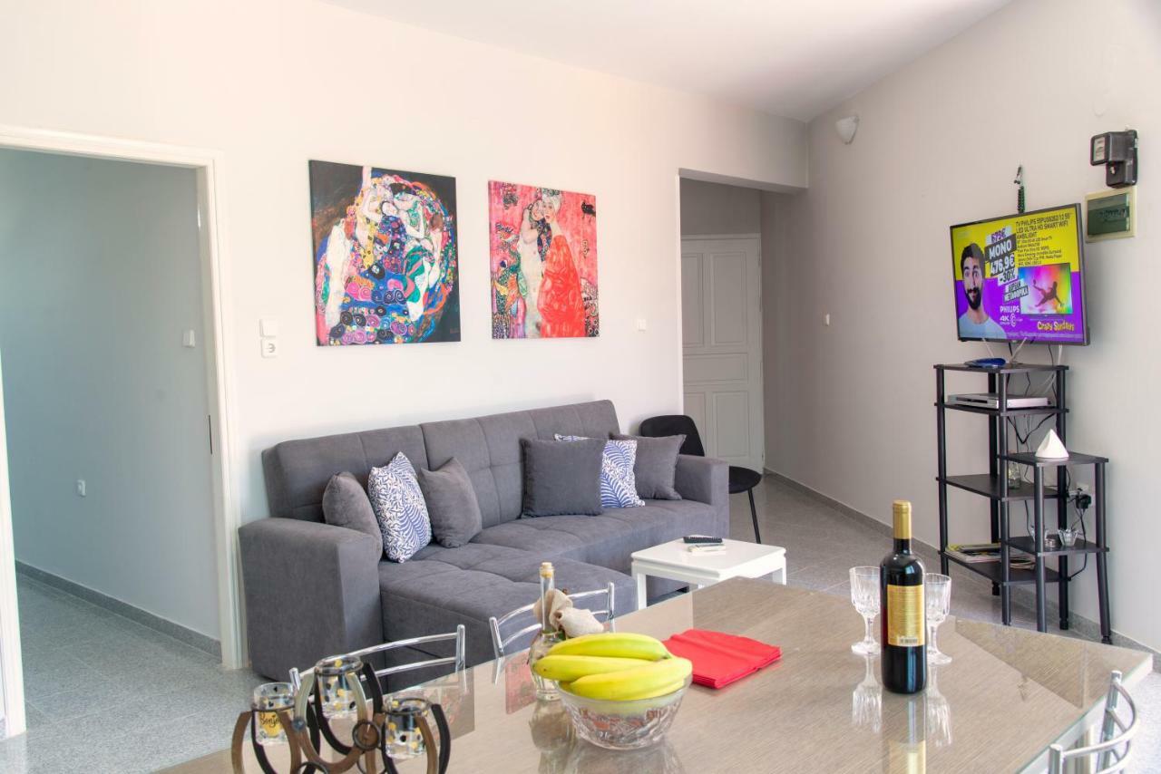 Lazaros Home 1 ปาเลกาสตรอน ภายนอก รูปภาพ